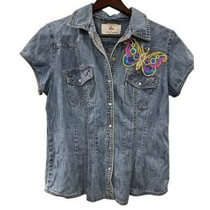 Karen Dodd Upcycled Pearl snap blue denim blouse embroidered butterflies sz L